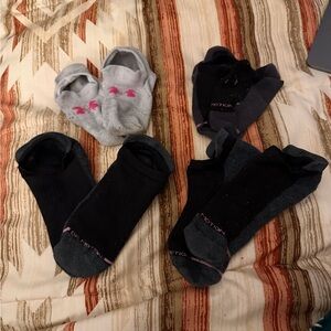 Women’s socks